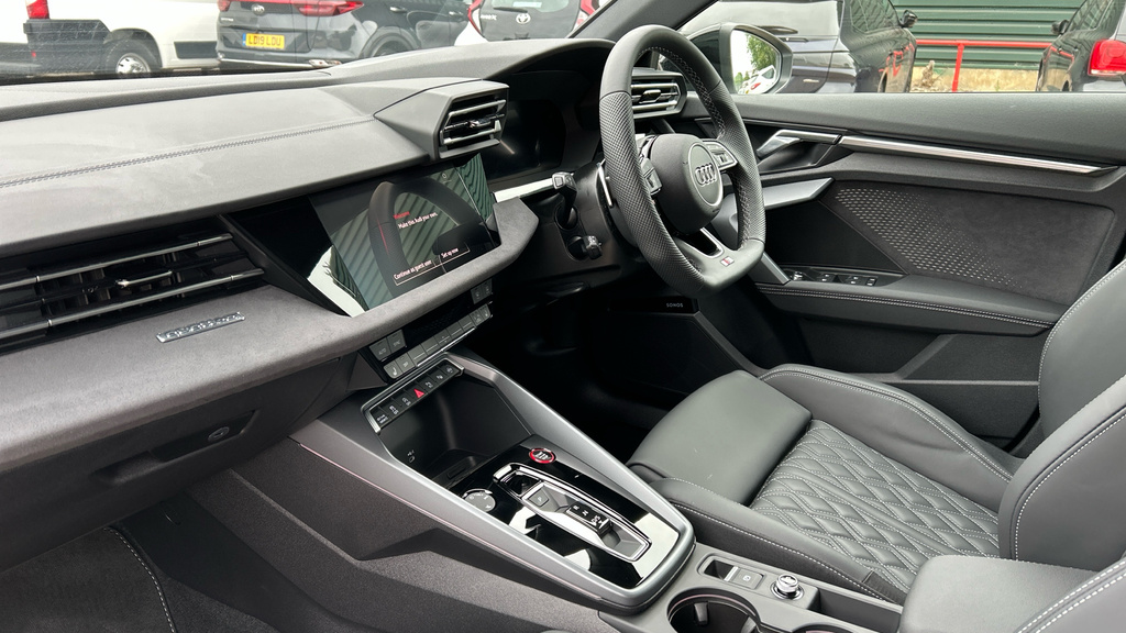 Audi A3 A3 S3 Tfsi Quattro 333 Black Edition S Tronic KS75SLV White #2