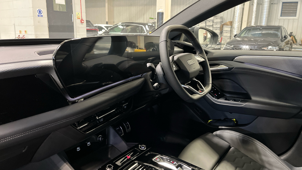 Audi A6 Avant A6 270Kw Performance 100Kwh S Line Black #2