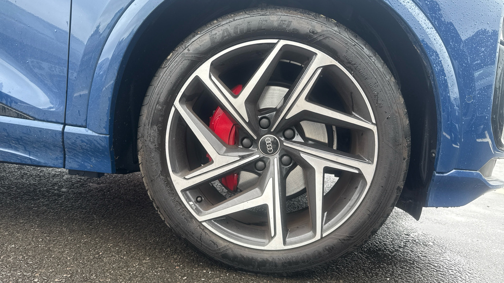 Audi Q6 E-Tron Q6 225Kw Performance 100Kwh Edition 1 Blue #5