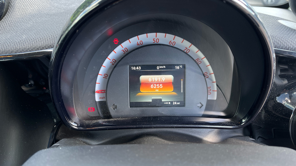 Smart Fortwo Coupe 60Kw Eq Prime Exclusive 17Kwh 22Kwch Black #13