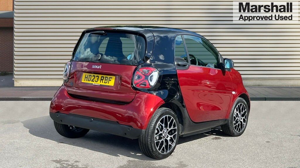 Smart Fortwo Coupe Fortwo Coupe 60Kw Eq Exclusive 17Kwh 22K Black #3