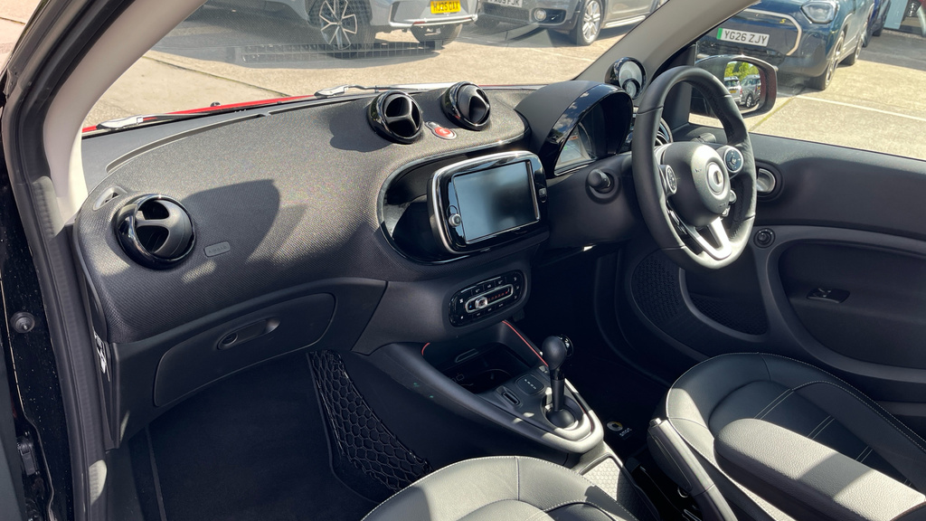 Smart Fortwo Coupe 60Kw Eq Prime Exclusive 17Kwh 22Kwch Black #10