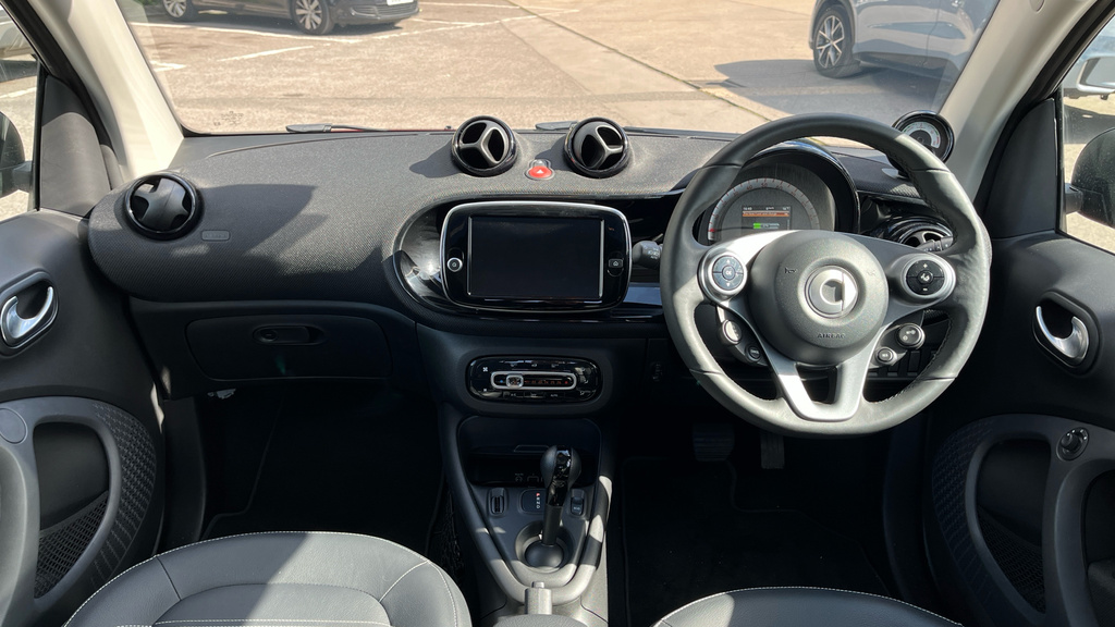 Smart Fortwo Coupe 60Kw Eq Prime Exclusive 17Kwh 22Kwch Black #11