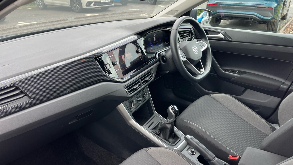 Volkswagen Polo Polo 1.0 Tsi Life LF72KLH Grey #2