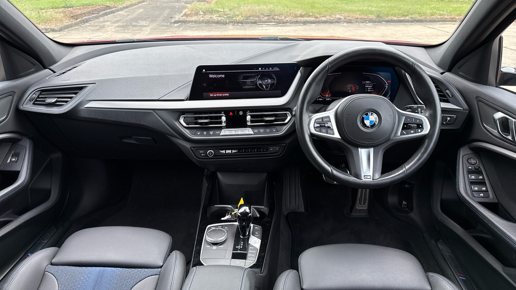 BMW 1 Series 1 Series 118I 136 M Sport Step Lcp FV23CFX Red #4