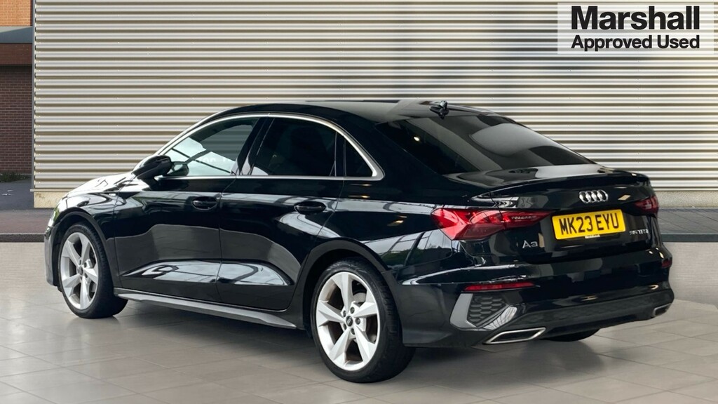 Audi A3 A3 35 Tfsi S Line S Tronic MK23EYU Black #5