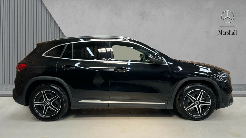 Mercedes-Benz EQA Eqa 300 4Matic 168Kw Amg Line 66.5Kwh Black #4
