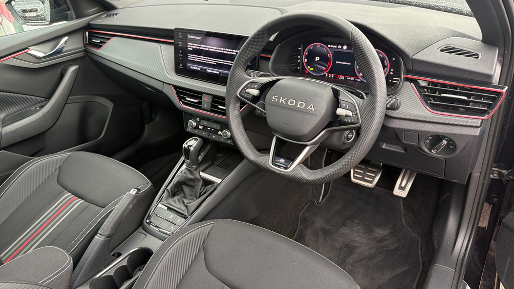Skoda Kamiq Kamiq 1.5 Tsi Monte Carlo Edition Dsg EK75VVT Black #6