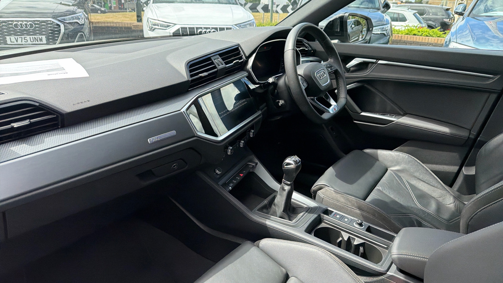 Audi Q3 Q3 35 Tfsi Edition 1 WG69UUW #2