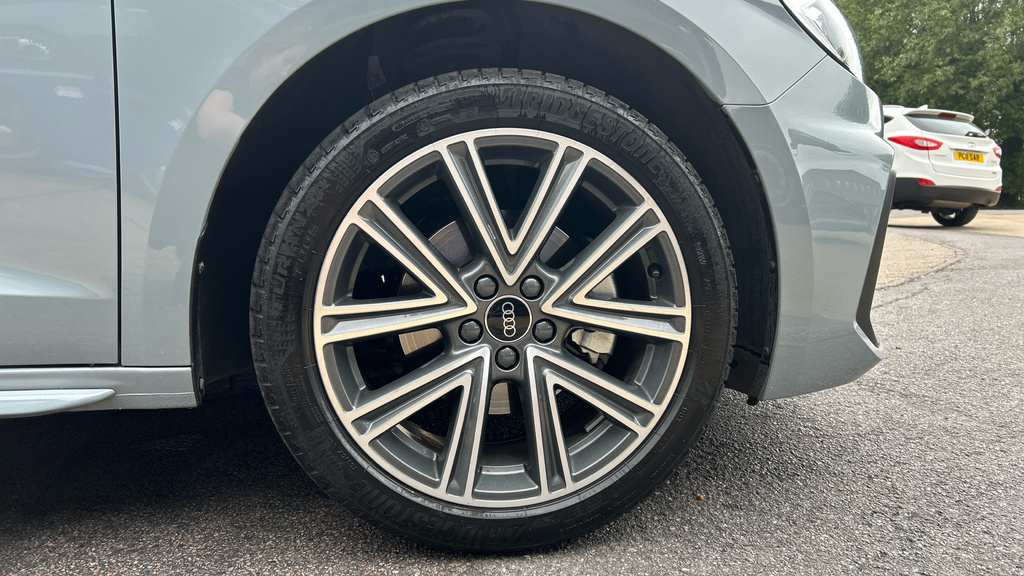 Audi A1 A1 35 Tfsi S Line S Tronic KN75XBG Grey #5
