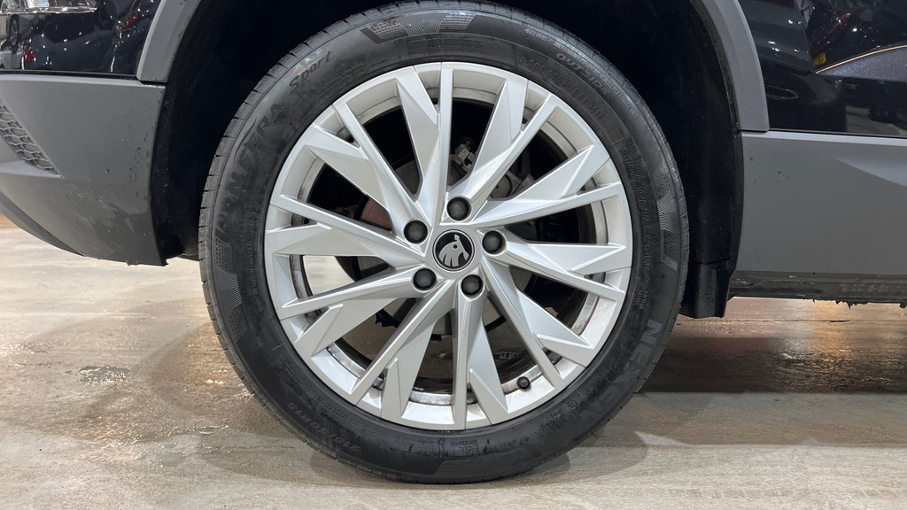 Skoda Karoq Karoq 1.5 Tsi Se L Edition Dsg EF75HEV Black #5