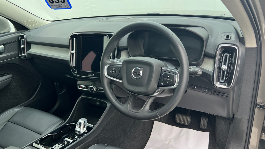 Volvo XC40 Xc40 2.0 B4p Inscription Awd Grey #4