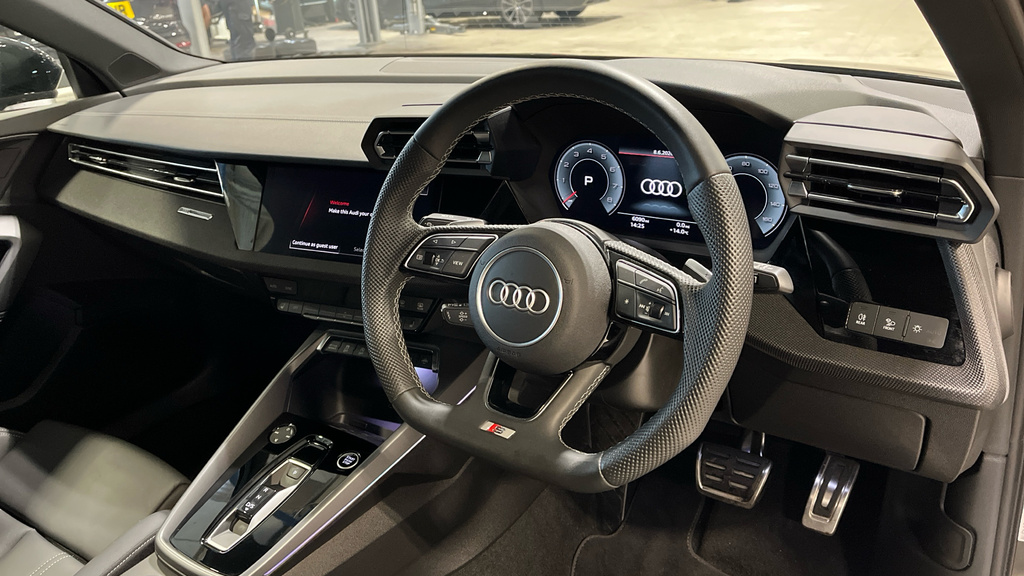 Audi A3 A3 35 Tfsi Black Edition S Tronic DG25WWA Black #6