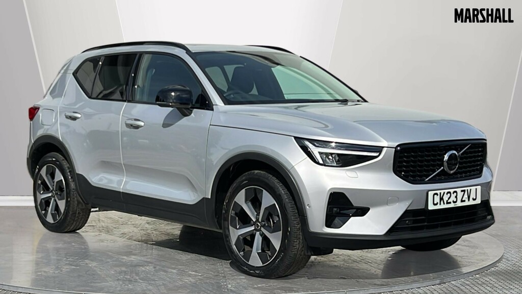 Volvo XC40 Xc40 2.0 B4p Ultimate Dark Silver