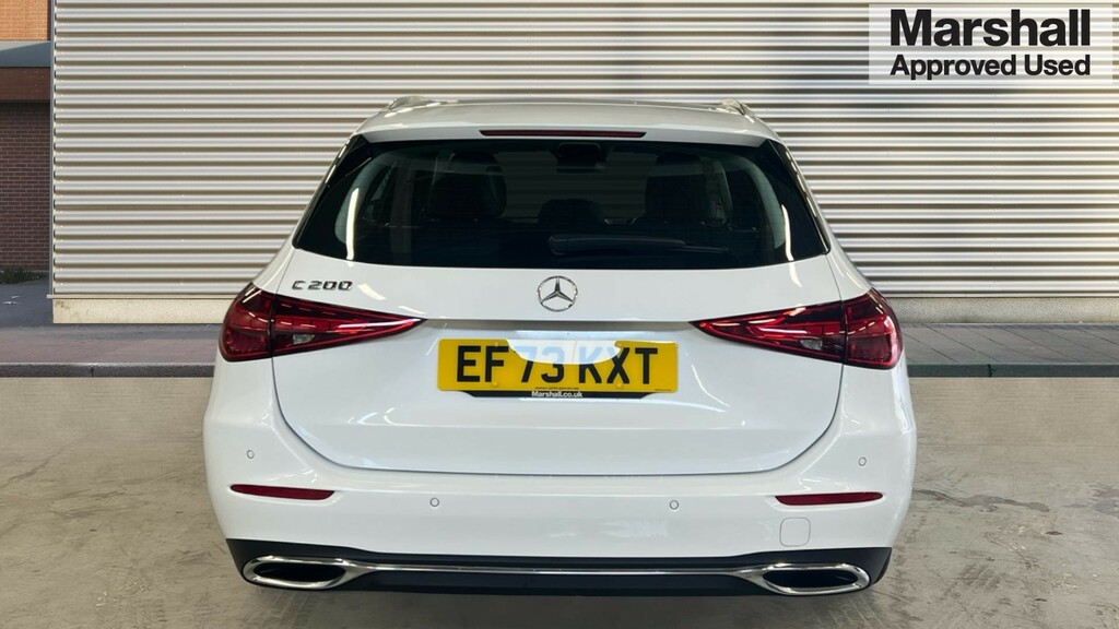 Mercedes-Benz C Class C Class C200 Exclusive Luxury 9G-tronic EF73KXT White #4