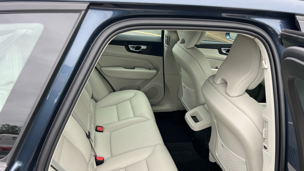 Volvo XC60 Xc60 2.0 B5p Core Awd Geartronic Blue #6