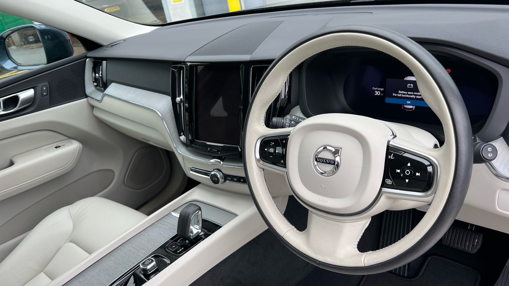 Volvo XC60 Xc60 2.0 B5p Core Awd Geartronic Blue #4