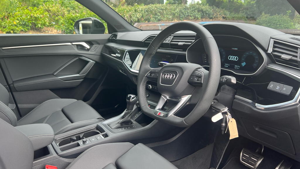Audi Q3 Q3 35 Tfsi Black Edition S Tronic 20 Alloy LS75XNK Grey #6