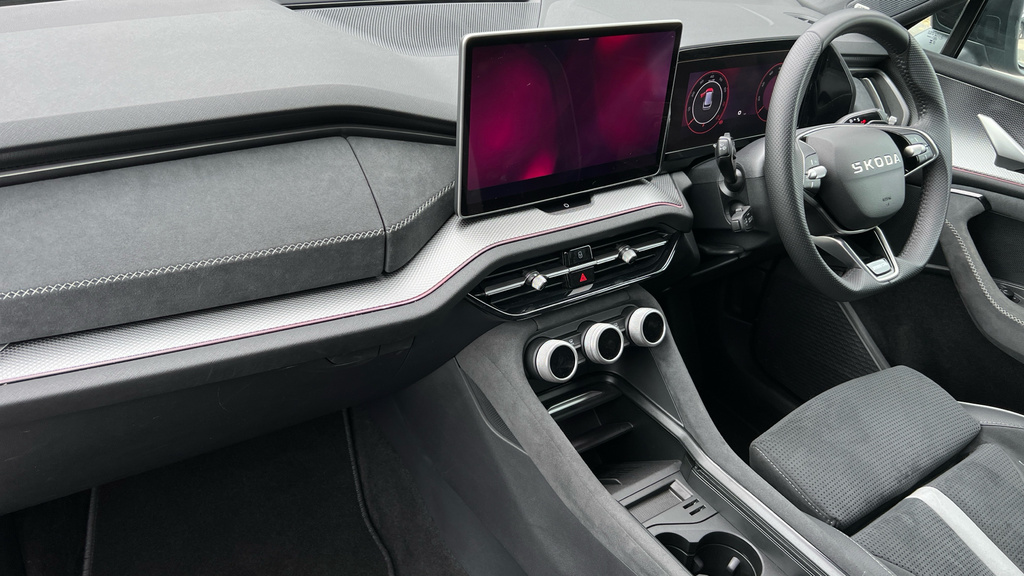Skoda Kodiaq Kodiaq 1.5 Tsi E-tec Sportline Dsg 7 Seat KM75TWU Grey #2
