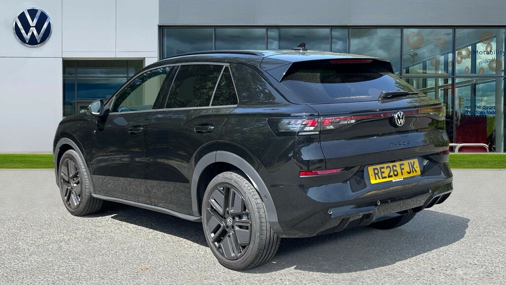 Volkswagen T-Roc T-roc R-line 1.5 Etsi 150Ps 7-Speed Dsg RE26FJK Black #3