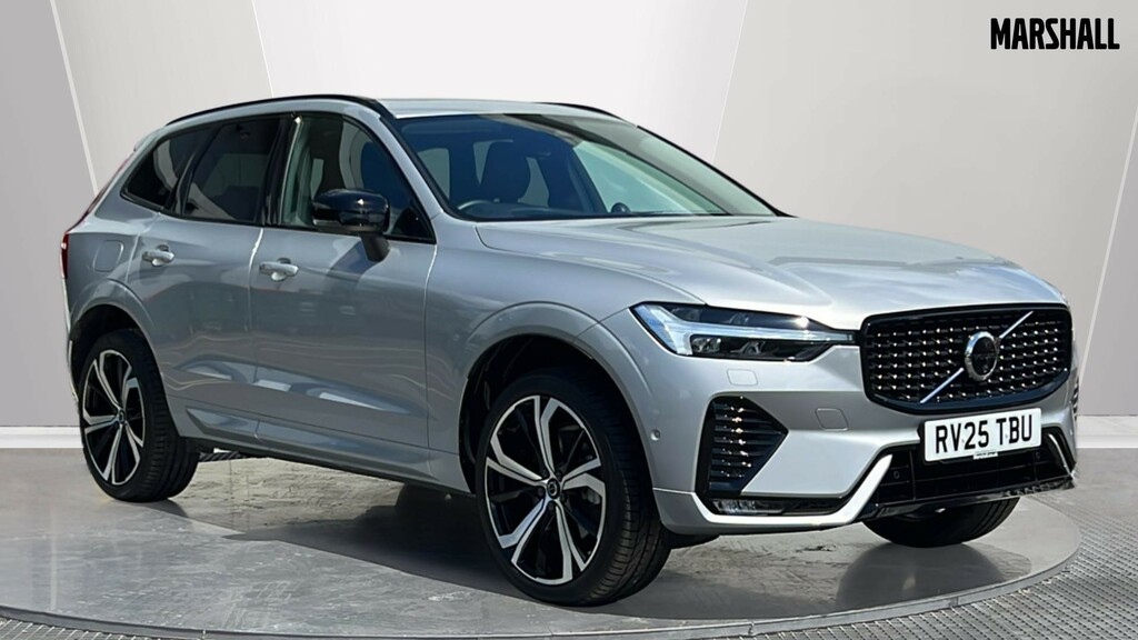 Volvo XC60 Xc60 2.0 B5p Ultra Dark Awd Geartronic Silver