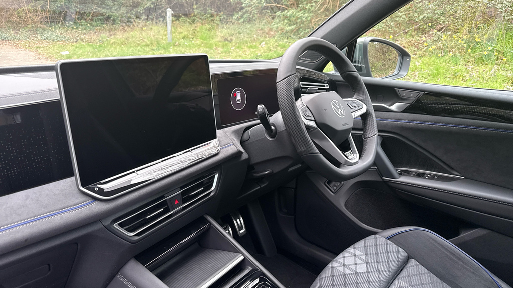 Volkswagen Tiguan Tiguan R-line 1.5 Tsi Ehybrid 204 Ps 6-Speed Dsg 5 RK26PVP Green #2