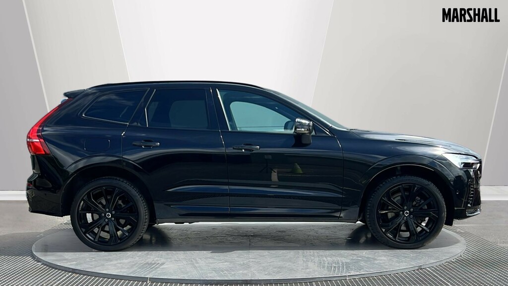 Volvo XC60 Xc60 2.0 B5p Ultra Black Edition Awd Geartroni RV25UBL Black #3