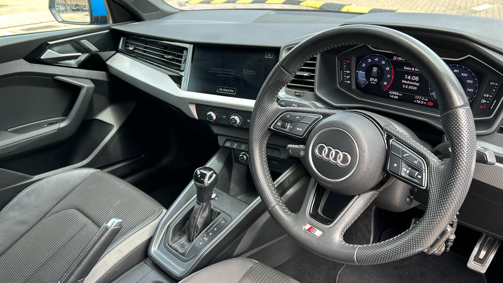 Audi A1 A1 30 Tfsi S Line S Tronic RV19KSO Blue #6