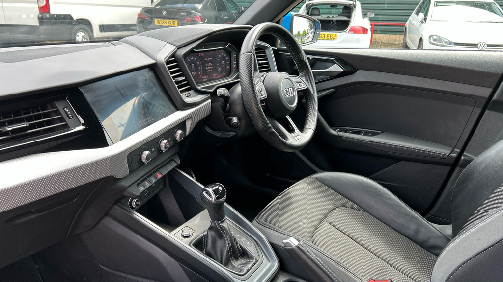 Audi A1 A1 30 Tfsi S Line S Tronic RV19KSO Blue #2