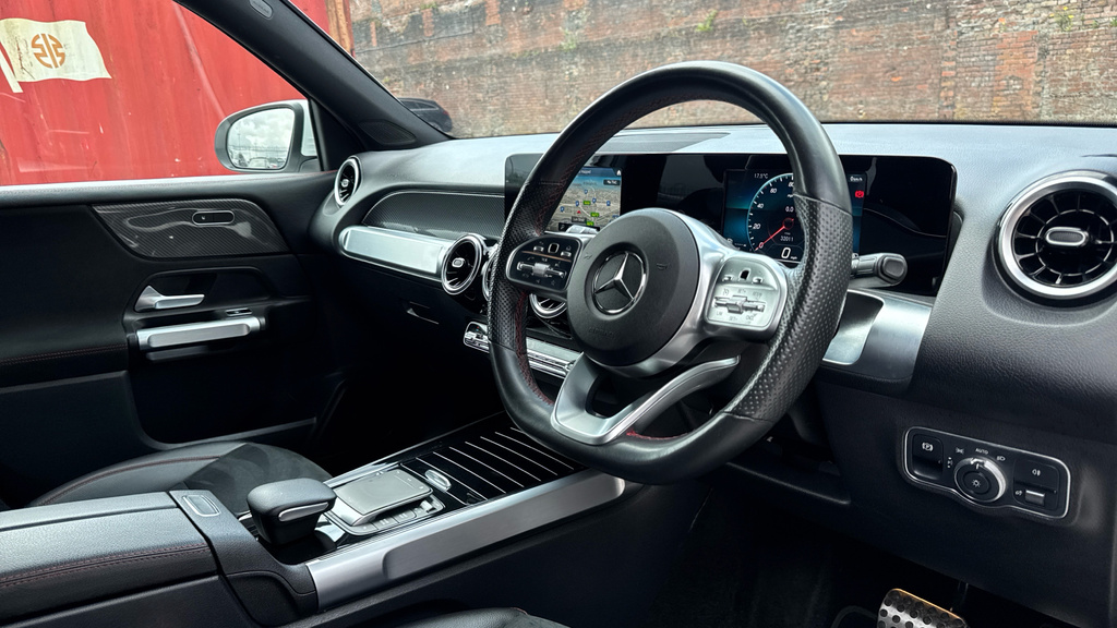 Mercedes-Benz GLB Class Glb 200 Amg Line 7G-tronic PJ22AYU White #3