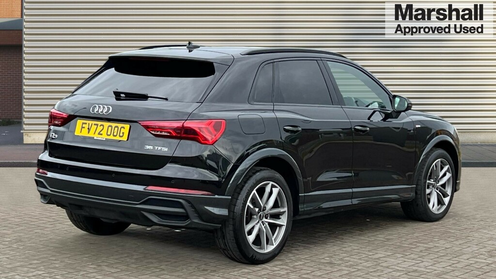 Audi Q3 Q3 35 Tfsi Black Edition S Tronic FV72OOG Black #3