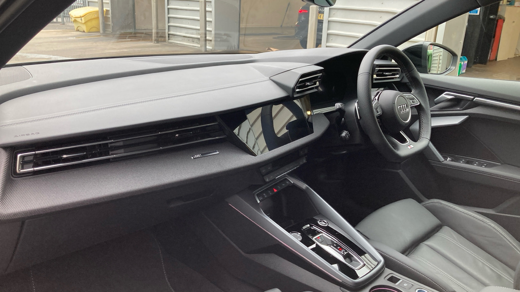 Audi A3 A3 1.5 Tfsi 150 Black Edition S Tronic DA75UCV Grey #2
