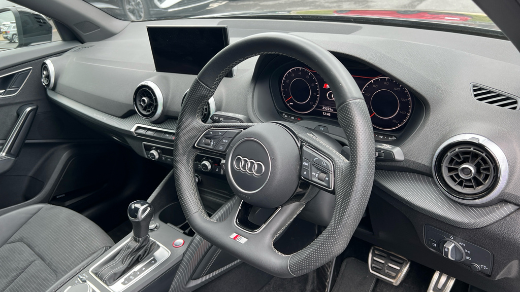 Audi Q2 Q2 Sq2 Quattro Black Edition S Tronic Tech Pr WG24VUR Grey #6