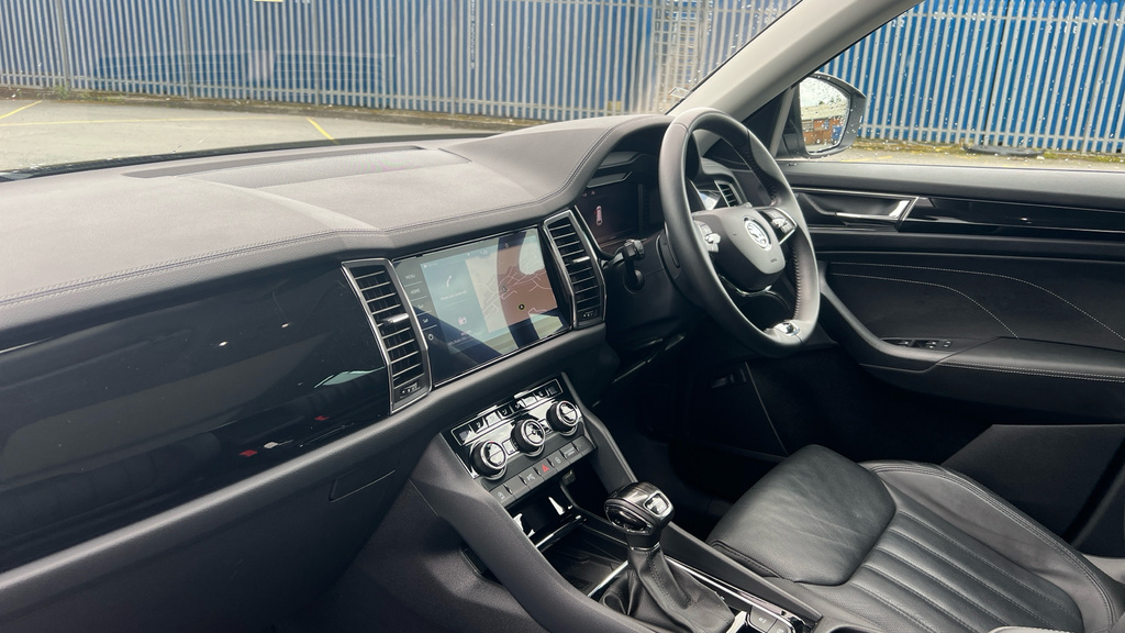 Skoda Kodiaq Kodiaq 2.0 Tdi 200 Laurin Klement 4X4 Dsg 7 Black #2