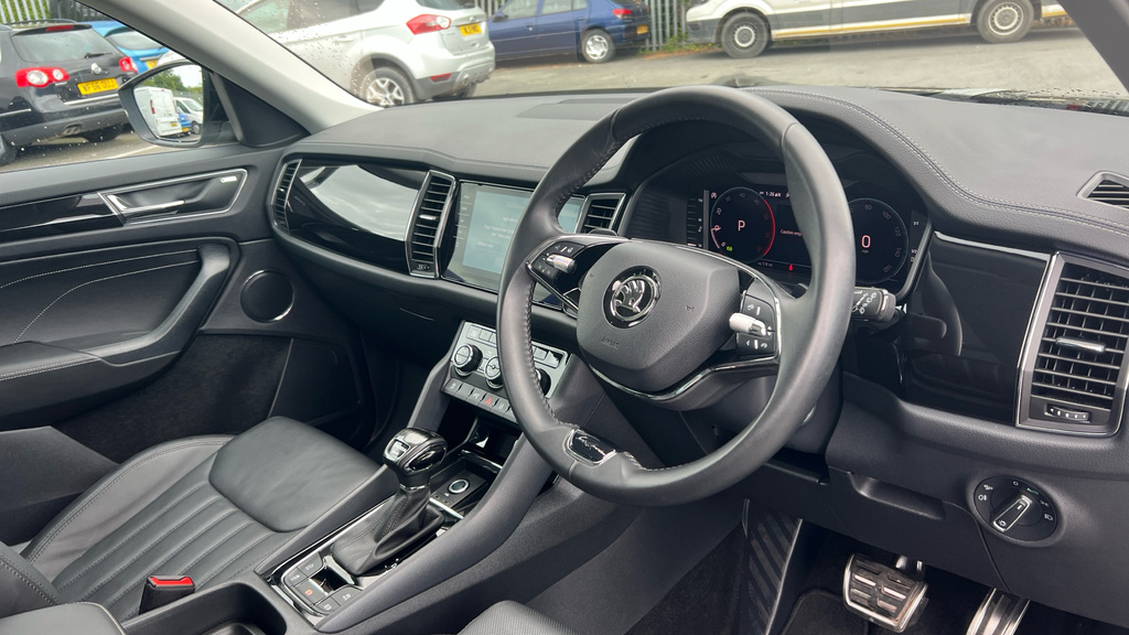Skoda Kodiaq Kodiaq 2.0 Tdi 200 Laurin Klement 4X4 Dsg 7 Black #6