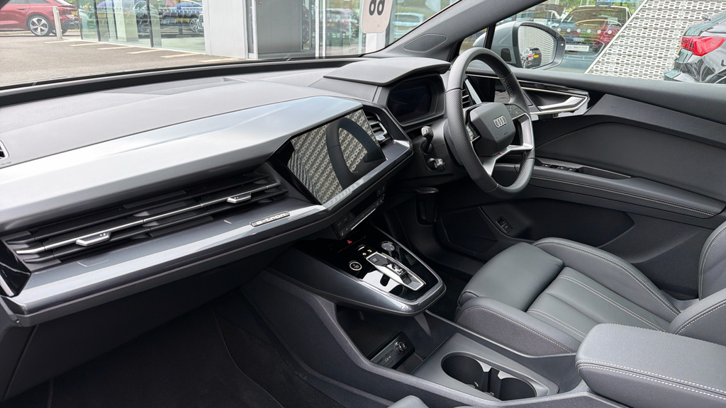 Audi Q4 E Tron Q4 210Kw 45 82Kwh S Line Leather KP75AZG Grey #2
