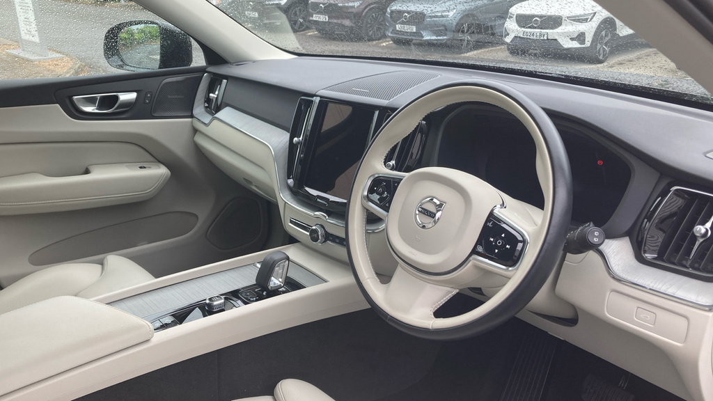 Volvo XC60 Xc60 2.0 B5p Plus Dark Awd Geartronic Grey #4