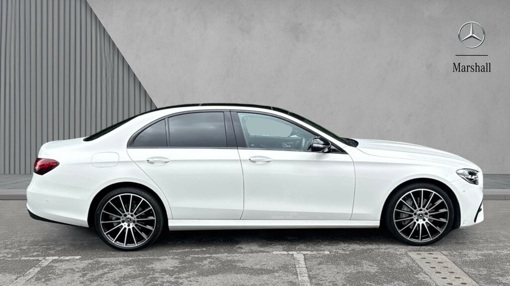 Mercedes-Benz E Class E Class E300d 4Matic Amg Line Night Ed Prem 9 PF23ZTE White #4