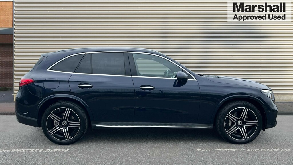 Mercedes-Benz GLC Class Glc 300 4Matic Amg Line Premium 9G-tronic VX73PLF Blue #2