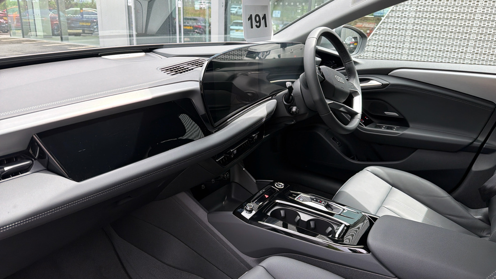 Audi A6 Avant A6 210Kw 83Kwh Sport Grey #2