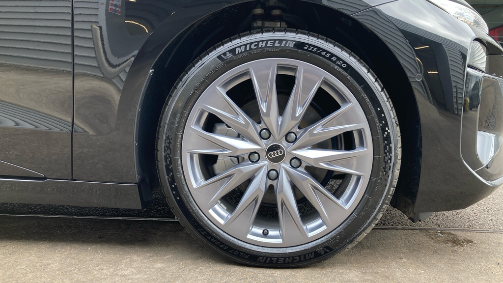 Audi A6 Avant A6 210Kw 83Kwh Sport KM75JKV Black #5