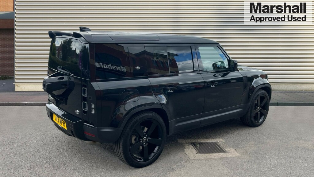 Land Rover Defender 110 Defender 3.0 D250 Se 110 A13NFR Black #3