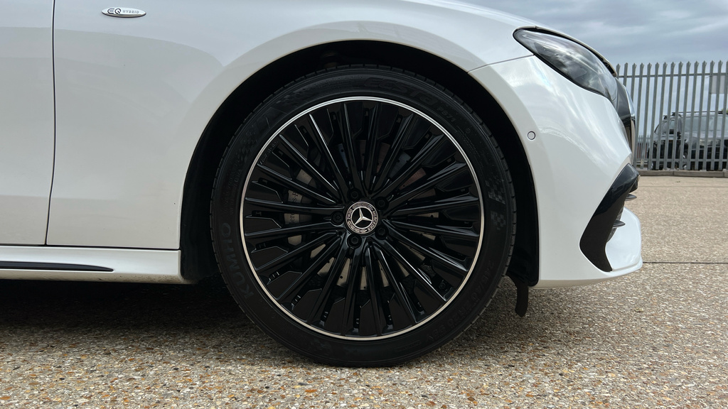 Mercedes-Benz E Class E300e Urban Edition 9G-tronic KP25FNK White #5