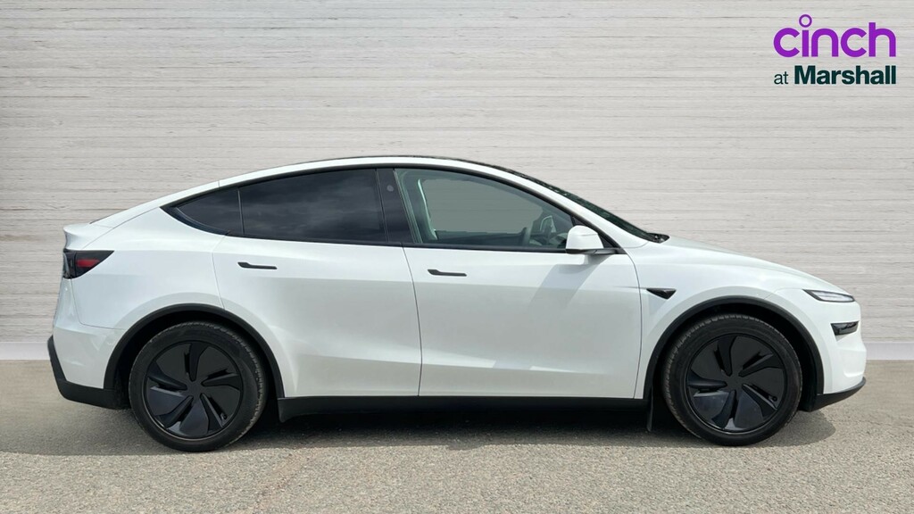 Tesla Model Y Model Y Long Range Awd White #2