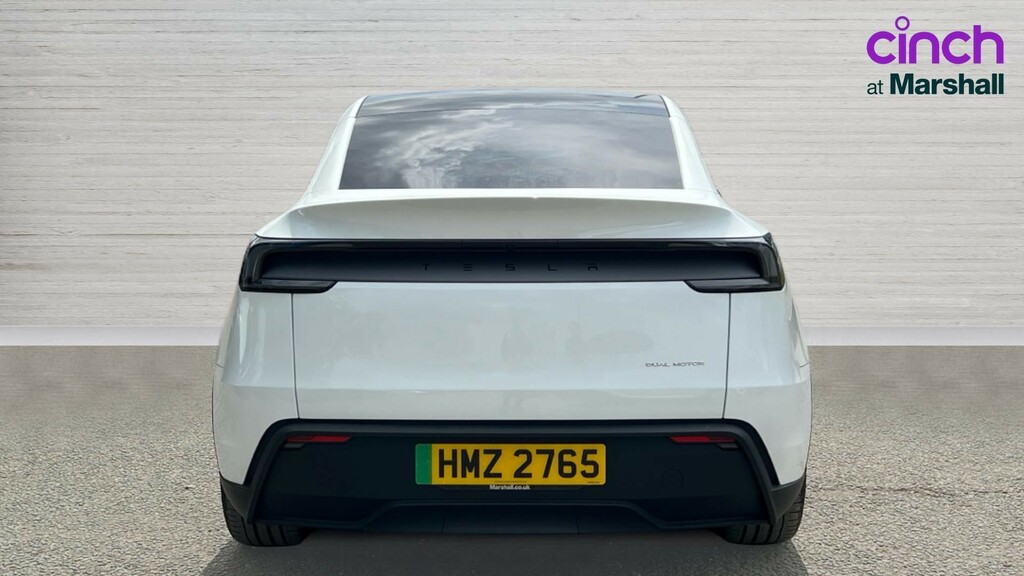 Tesla Model Y Model Y Long Range Awd White #4