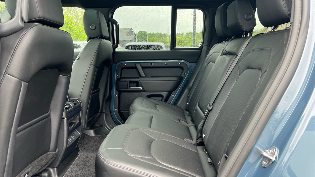 Land Rover Defender 110 Defender 3.0 D350 X-dynamic Se 110 Blue #4