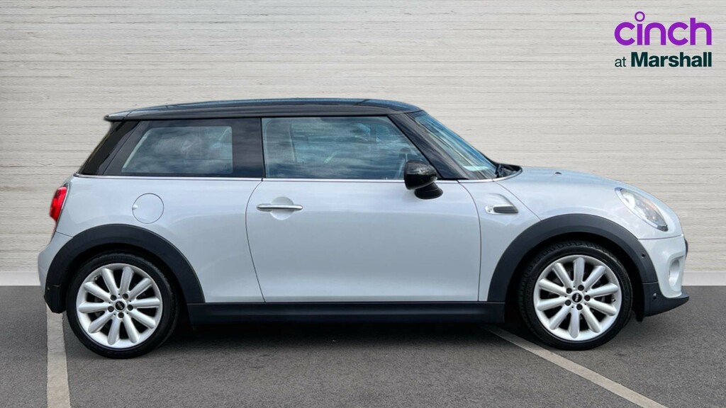 Mini Hatch Hatchback 1.5 Cooper YK66AEE Silver #2
