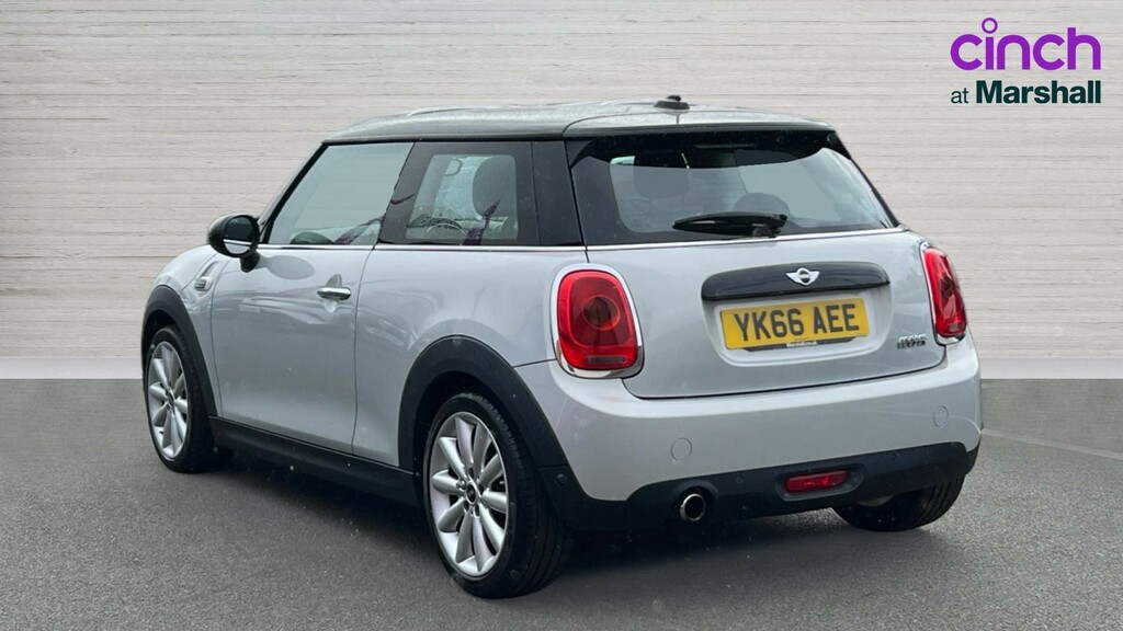 Mini Hatch Hatchback 1.5 Cooper YK66AEE Silver #5