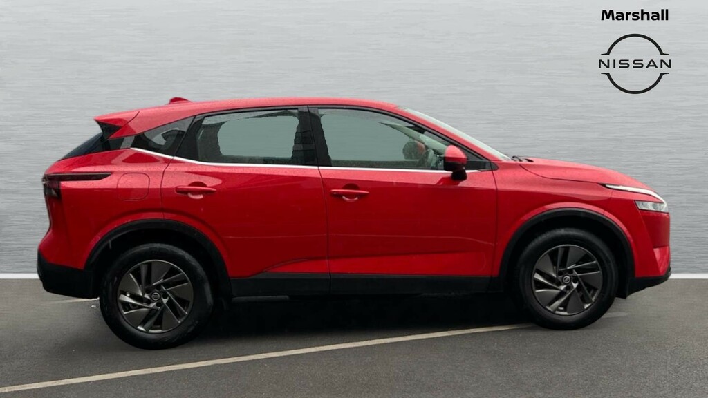 Nissan Qashqai Qashqai 1.3 Dig-t Mh Acenta Premium YF22YCK Red #3