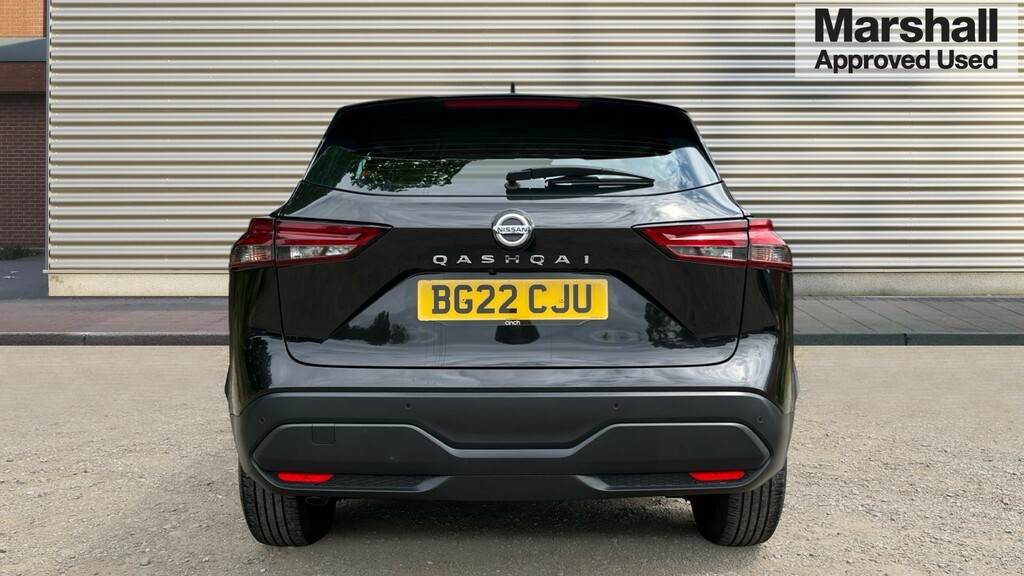 Nissan Qashqai Qashqai 1.3 Dig-t Mh 158 Acenta Premium Xtroni BG22CJU Black #4